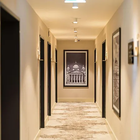 Radisson 4* Λειψία