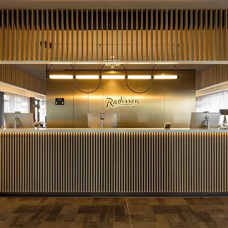 Radisson 4* Λειψία