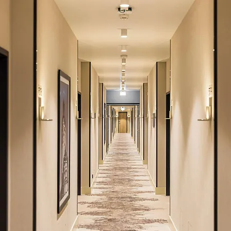Radisson 4*