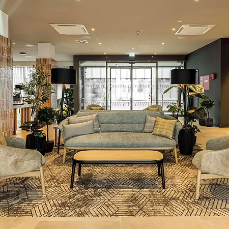 Radisson Hotel 4*
