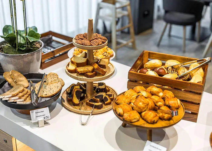 Radisson فندق 4*