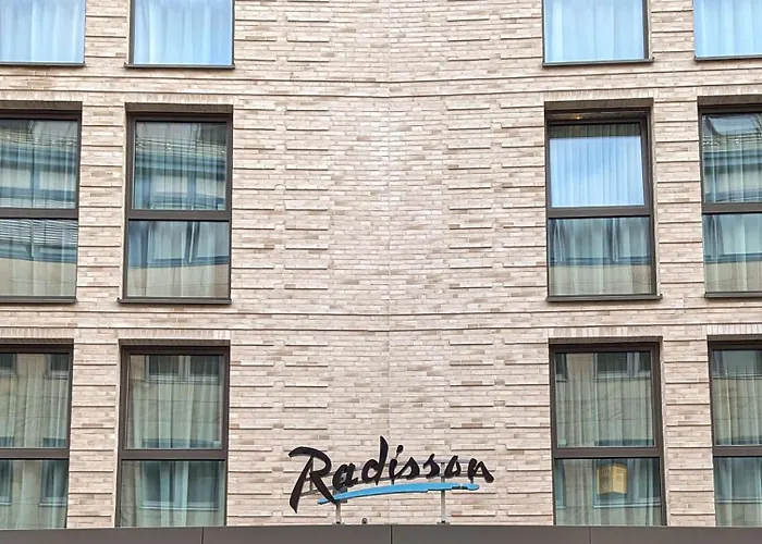 فندق Radisson 4*